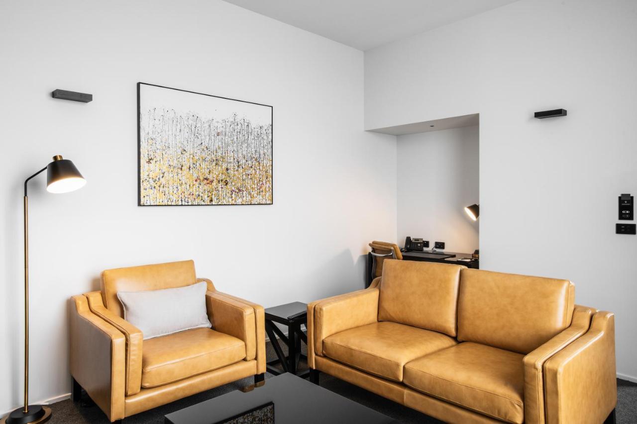 Verge Hotel 4*